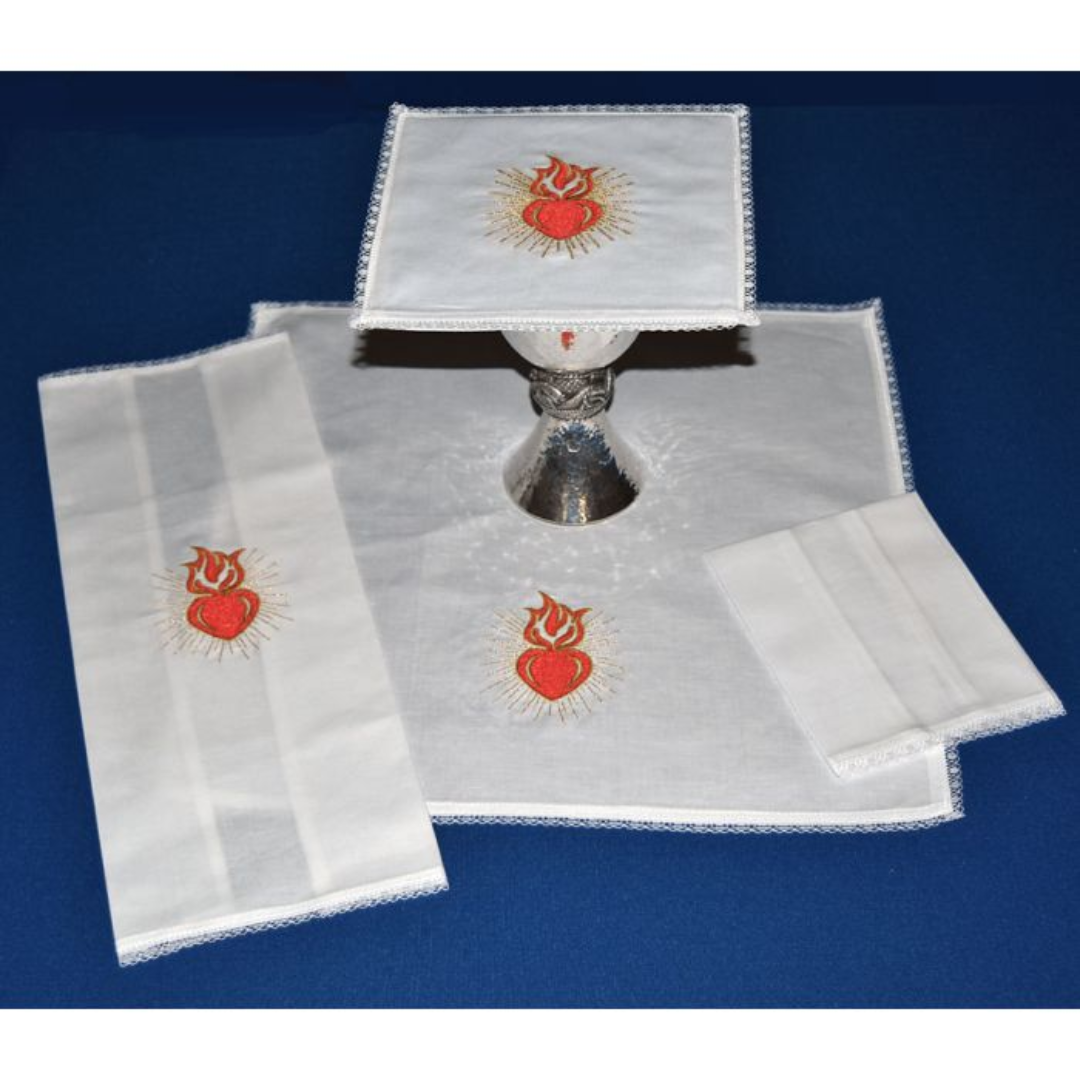 Beau Veste Mass Linen Set with Lace Edging - Sacred Heart #3022